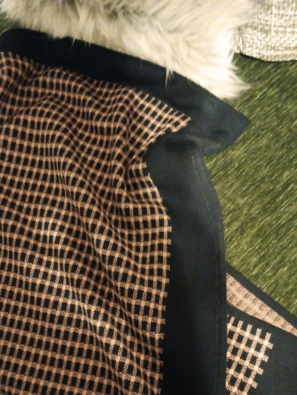 🫦Ash Mystery : NWOT TAN HOUNDSOOTH MIDI SKIRT - Picture 2 of 5